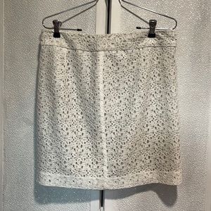 Loft  lined lace skirt